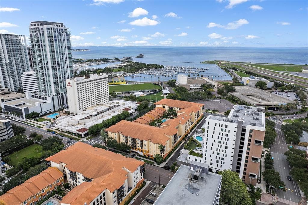100 4TH AVENUE S UNIT 113 ST PETERSBURG, FL 33701