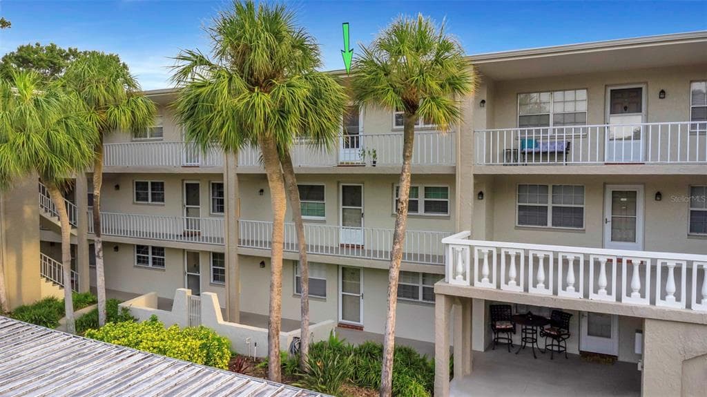 940 VIRGINIA STREET UNIT 303 DUNEDIN, FL 34698