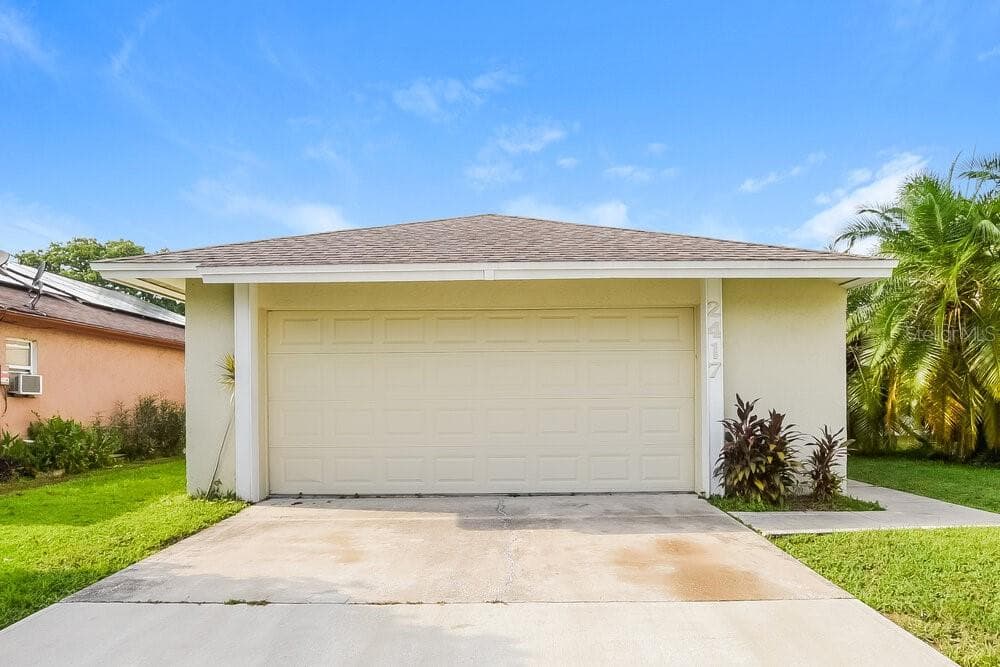 2417 GINGER MILL BOULEVARD ORLANDO, FL 32837