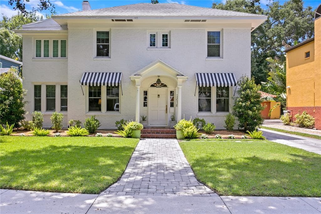2618 W JETTON AVENUE TAMPA, FL 33629