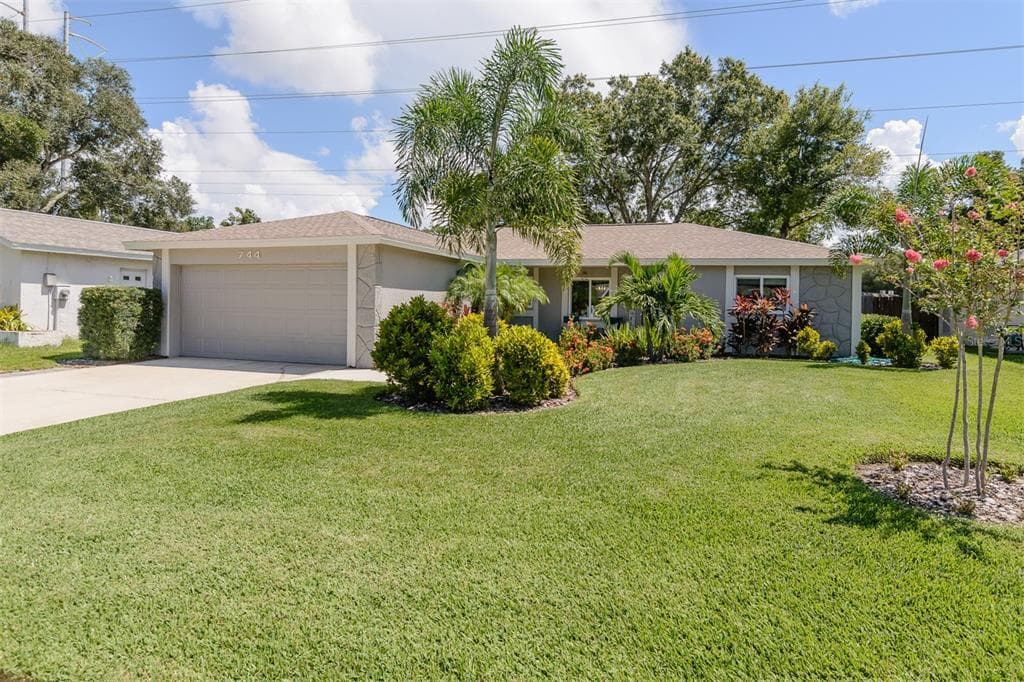 744 GREEN VALLEY ROAD PALM HARBOR, FL 34683