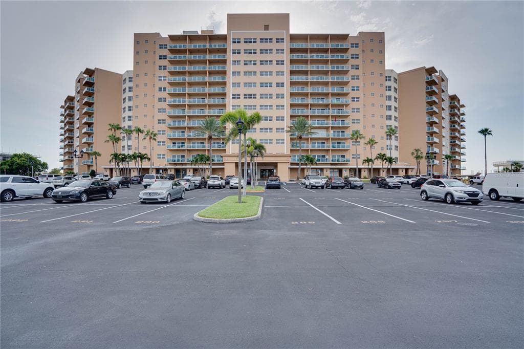 880 MANDALAY AVENUE UNIT C713 CLEARWATER BEACH, FL 33767