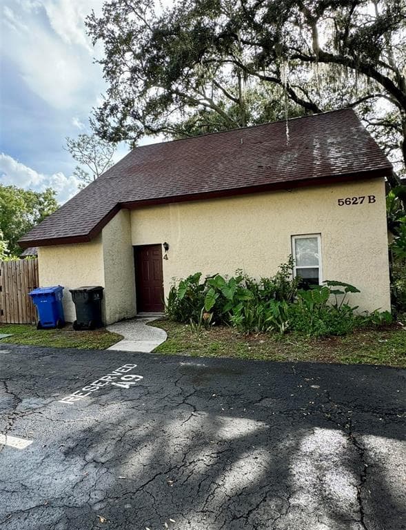 5627 ASHLEY OAKS DRIVE UNIT 4 TAMPA, FL 33617