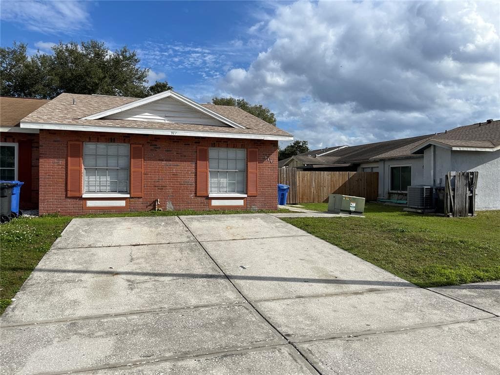 917 BURLWOOD STREET BRANDON, FL 33511