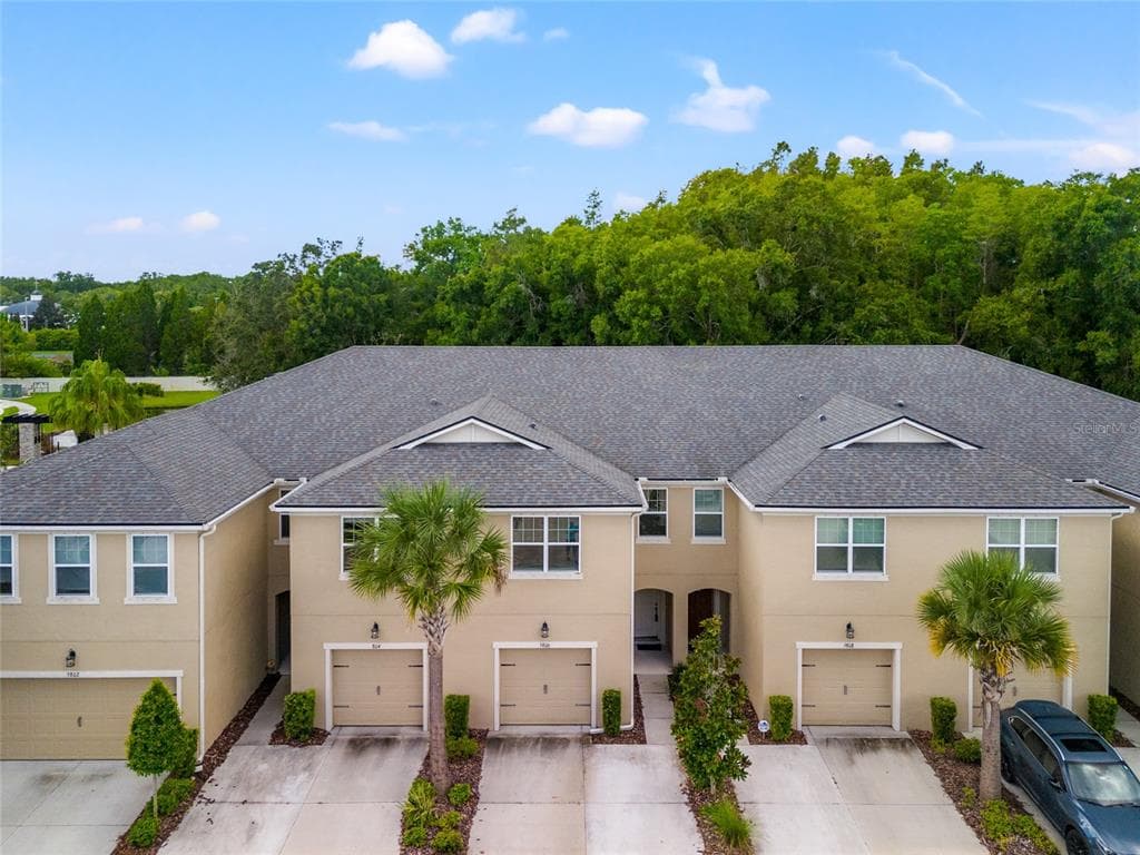 5806 GRAND SONATA AVENUE LUTZ, FL 33558