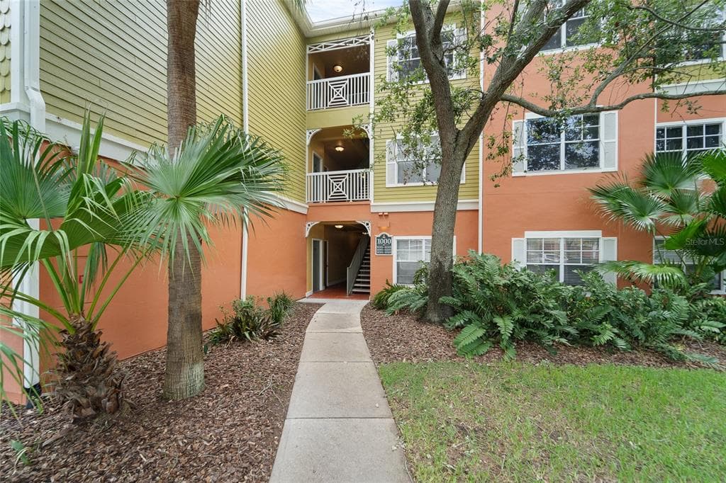 4207 S DALE MABRY HIGHWAY UNIT 10304 TAMPA, FL 33611