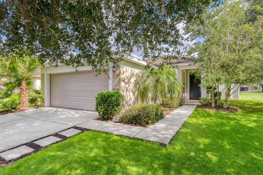 14758 WAKE ROBIN DRIVE BROOKSVILLE, FL 34604