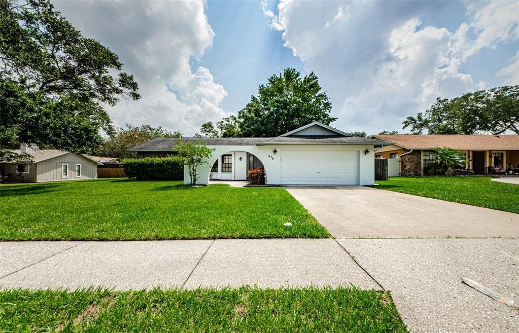 479 OAK BROOK TERRACE PALM HARBOR, FL 34684