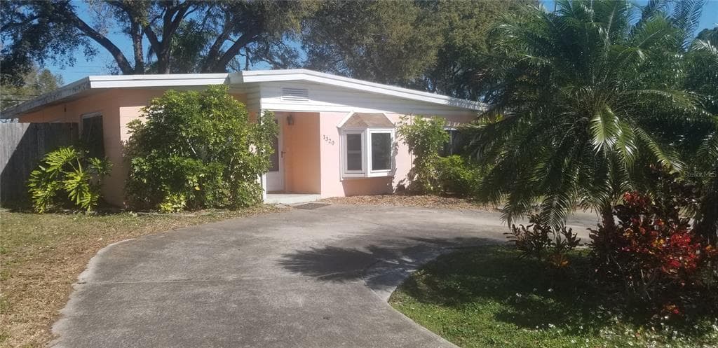 1320 TUSCOLA STREET CLEARWATER, FL 33756
