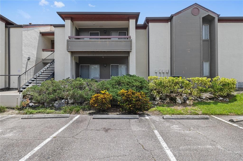10265 GANDY BOULEVARD N UNIT 1802 ST PETERSBURG, FL 33702