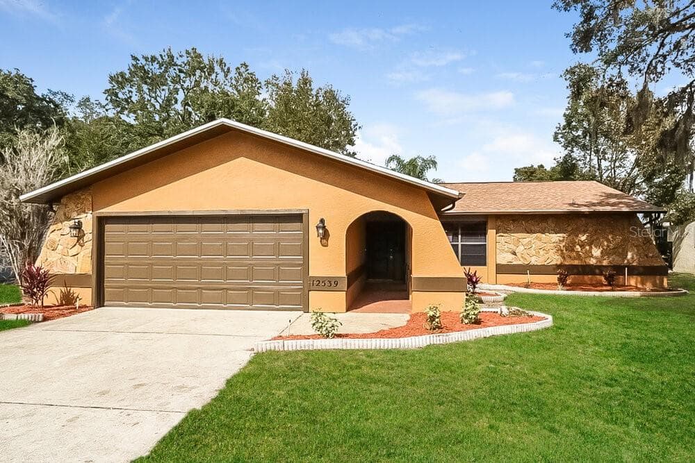 12539 PECAN TREE DRIVE HUDSON, FL 34669