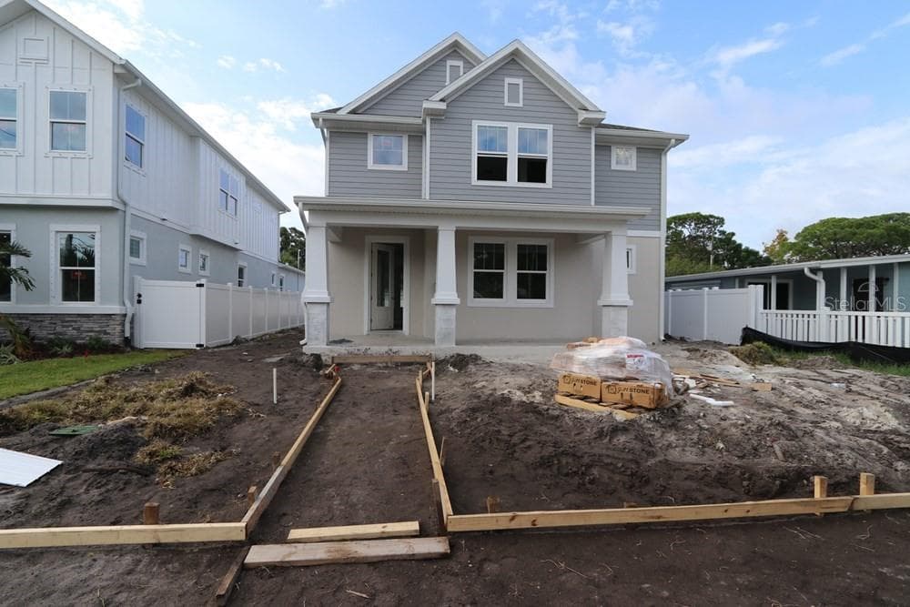 6910 4TH AVENUE N ST PETERSBURG, FL 33710