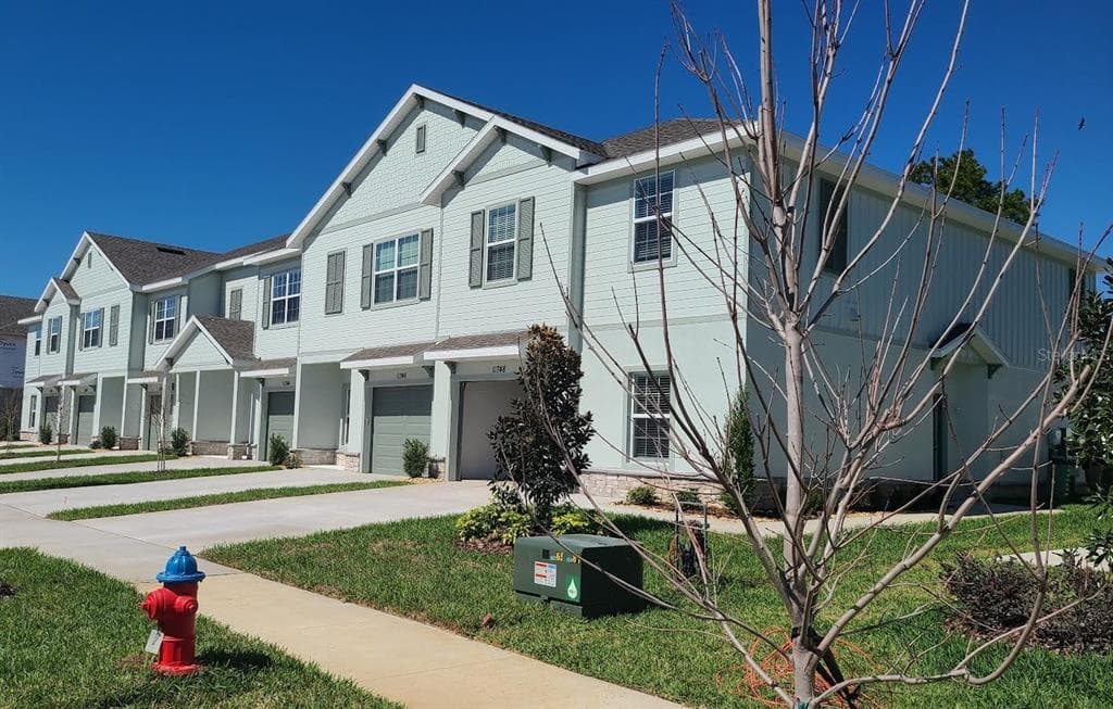 11748 BLACKBROOK COURT SEFFNER, FL 33584
