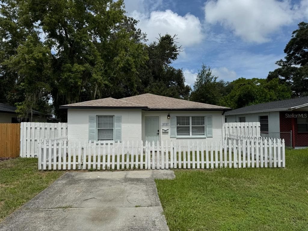 3737 10TH AVENUE S ST PETERSBURG, FL 33711