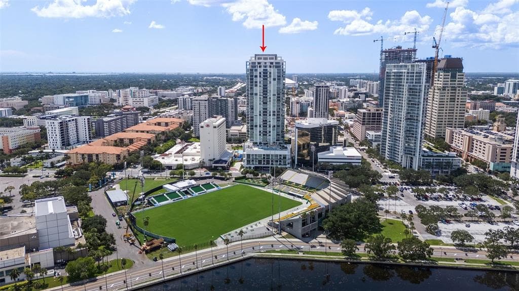 301 1ST STREET S UNIT 1802 ST PETERSBURG, FL 33701