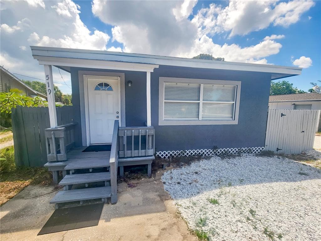 519 YELVINGTON AVENUE CLEARWATER, FL 33765