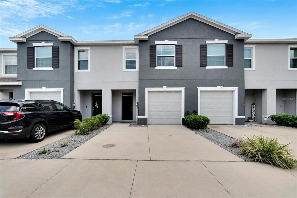 6945 BREEZY PALM DRIVE RIVERVIEW, FL 33578