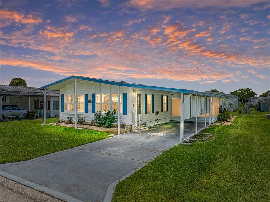 35126 COLONY HILLS DRIVE ZEPHYRHILLS, FL 33541