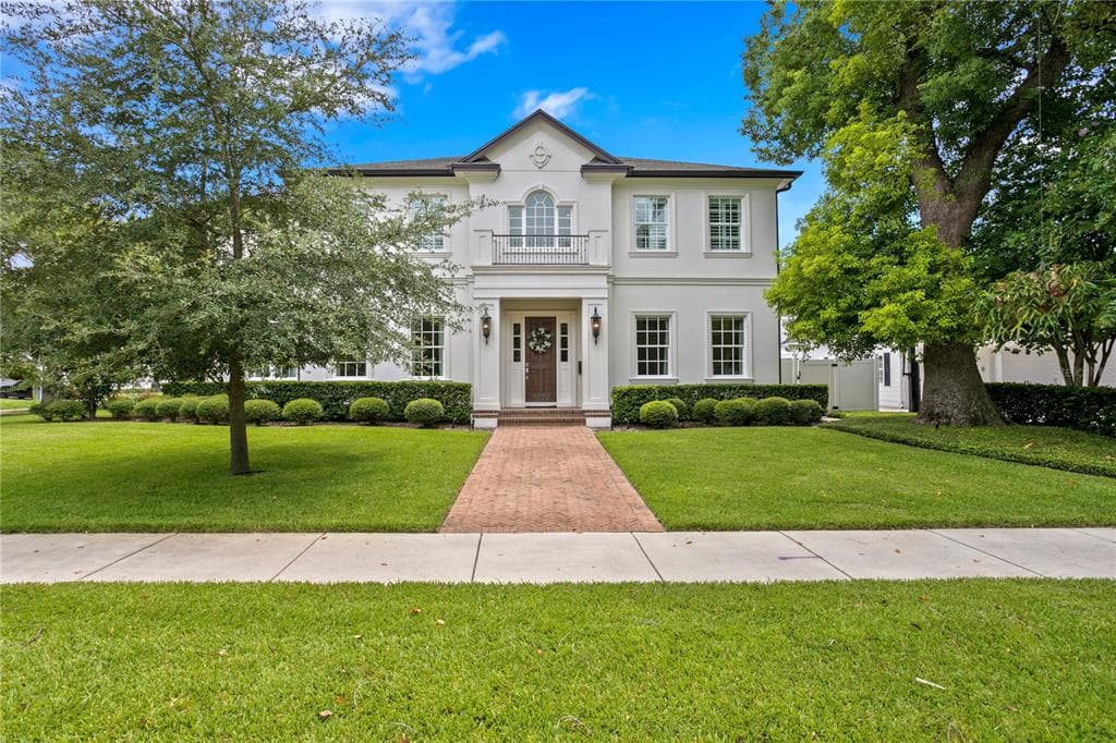 3402 W MCKAY AVENUE TAMPA, FL 33609