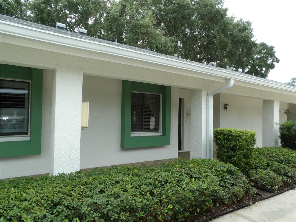 2532 ROYAL PINES CIRCLE UNIT 21C CLEARWATER, FL 33763
