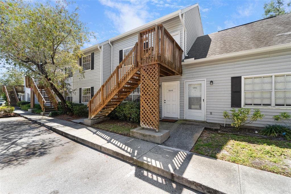5549 67TH AVENUE N UNIT 815 PINELLAS PARK, FL 33781