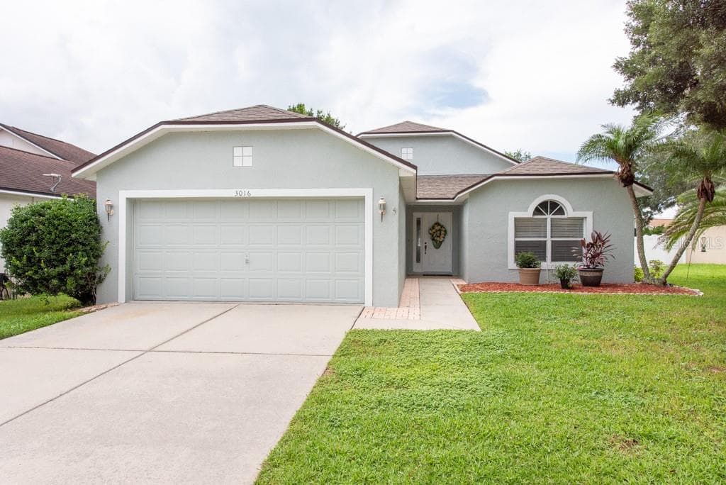 3016 CASTLE ROCK CIRCLE LAND O LAKES, FL 34639