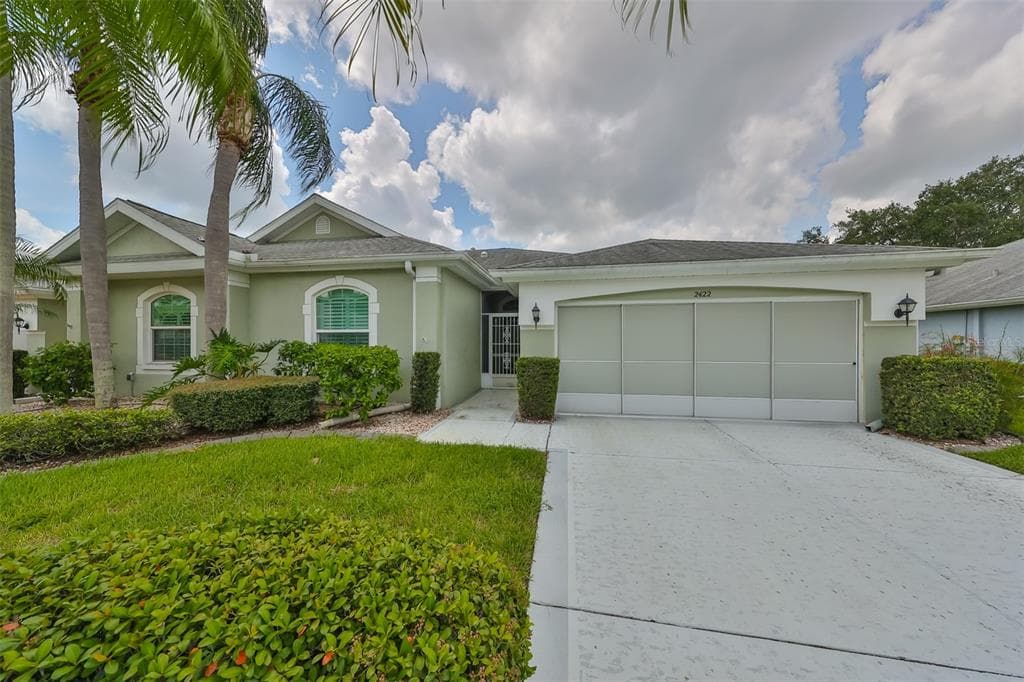 2422 OXFORD DOWN COURT SUN CITY CENTER, FL 33573