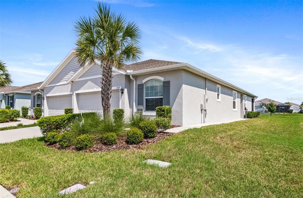 7839 STONEBROOK CIRCLE WESLEY CHAPEL, FL 33545