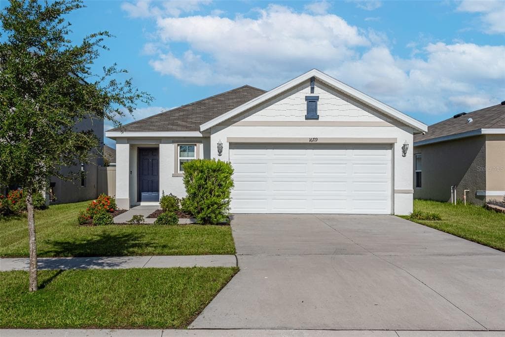 16719 KINGMAN REEF STREET WIMAUMA, FL 33598