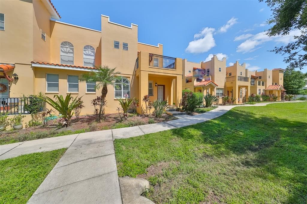 3153 TOSCANA CIRCLE TAMPA, FL 33611