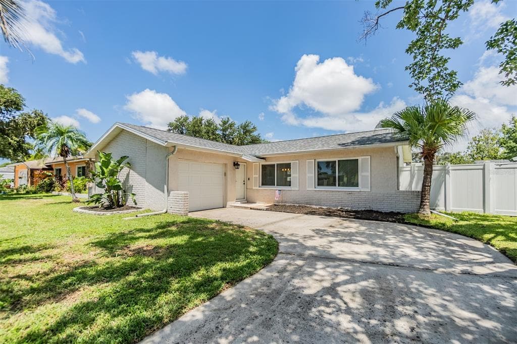 9471 JOEL DRIVE SEMINOLE, FL 33777
