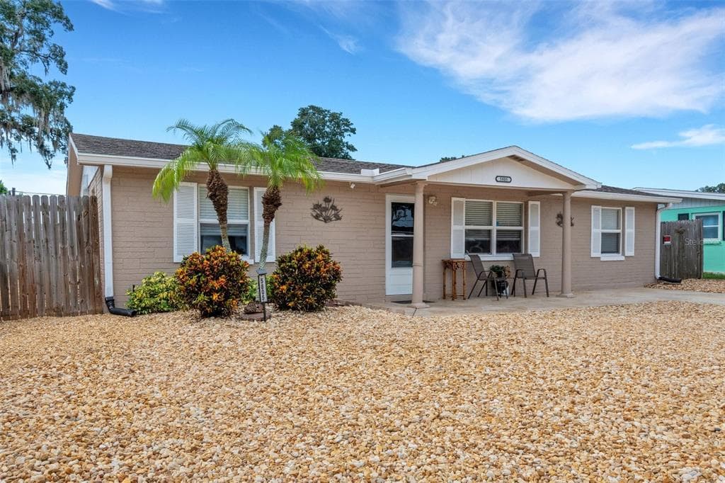5805 BAKER ROAD NEW PORT RICHEY, FL 34653