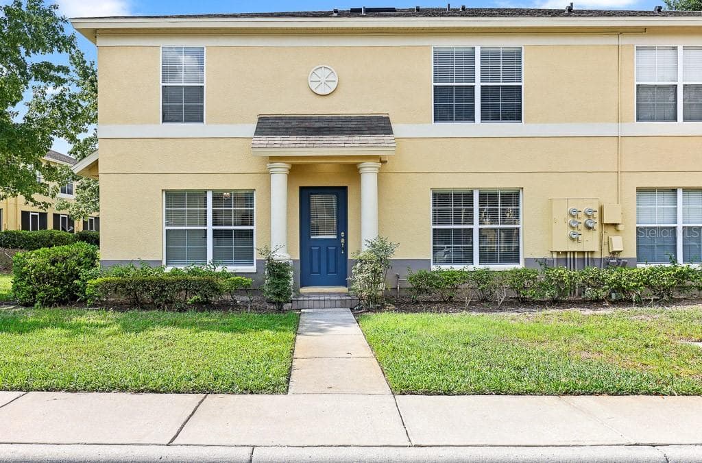 3423 CASTLE STONE COURT VALRICO, FL 33594