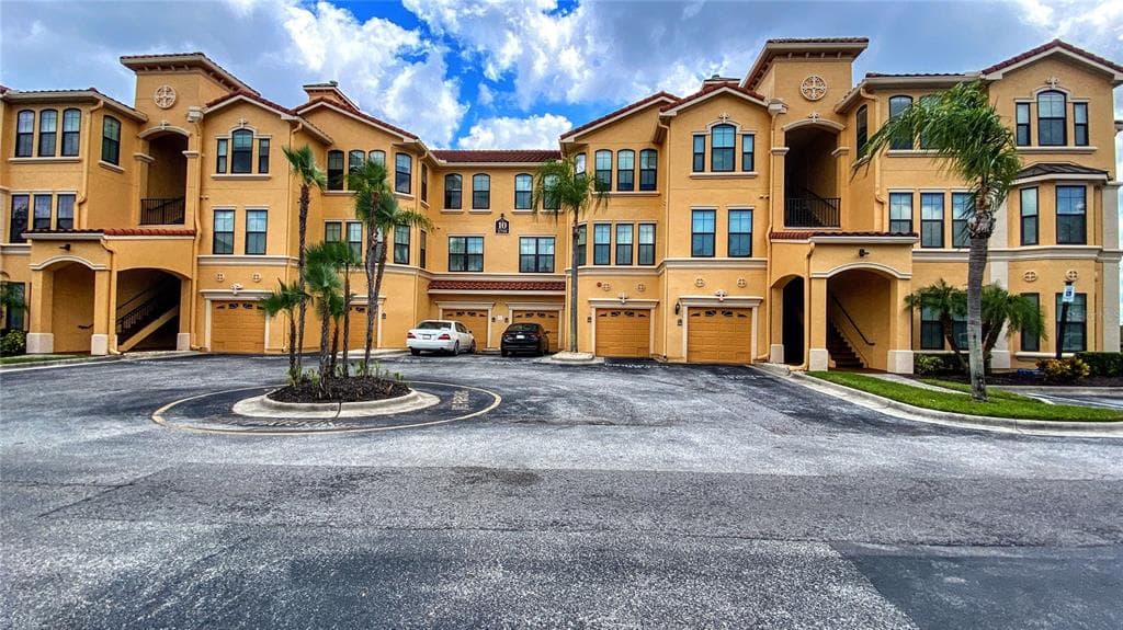 2739 VIA CAPRI UNIT 1034 CLEARWATER, FL 33764
