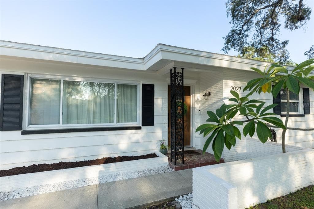 2027 BRAMPTON ROAD CLEARWATER, FL 33755