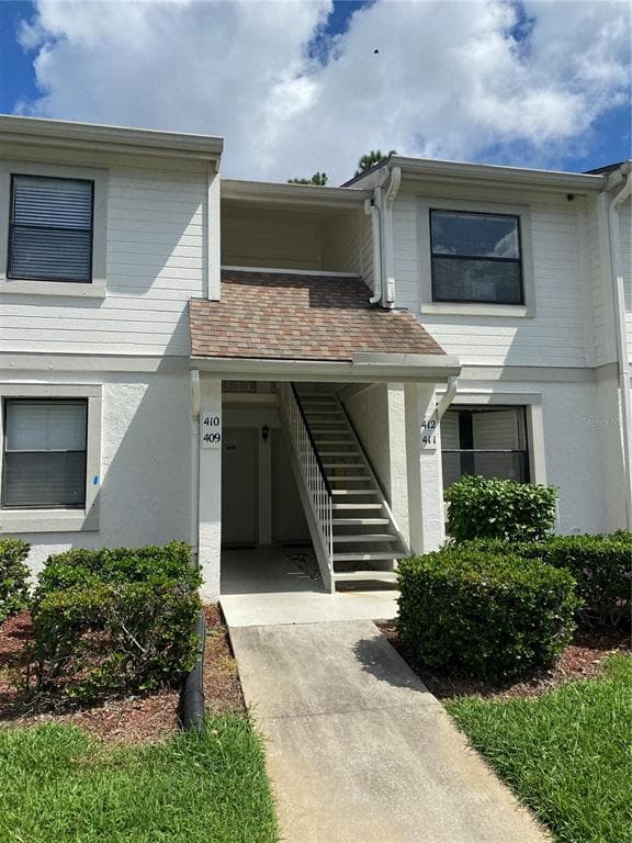 410 MEADOW LANE OLDSMAR, FL 34677