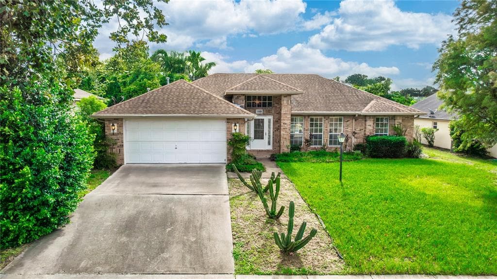 113 NEEDLEWOOD LOOP DEBARY, FL 32713