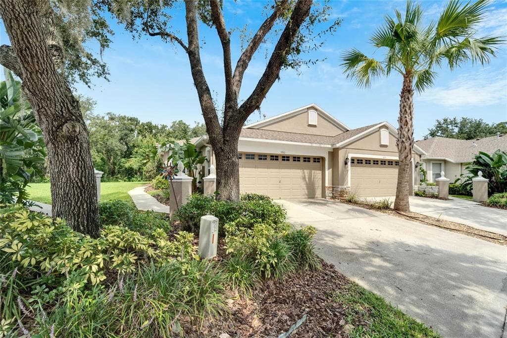 5901 PHOEBENEST DRIVE LITHIA, FL 33547