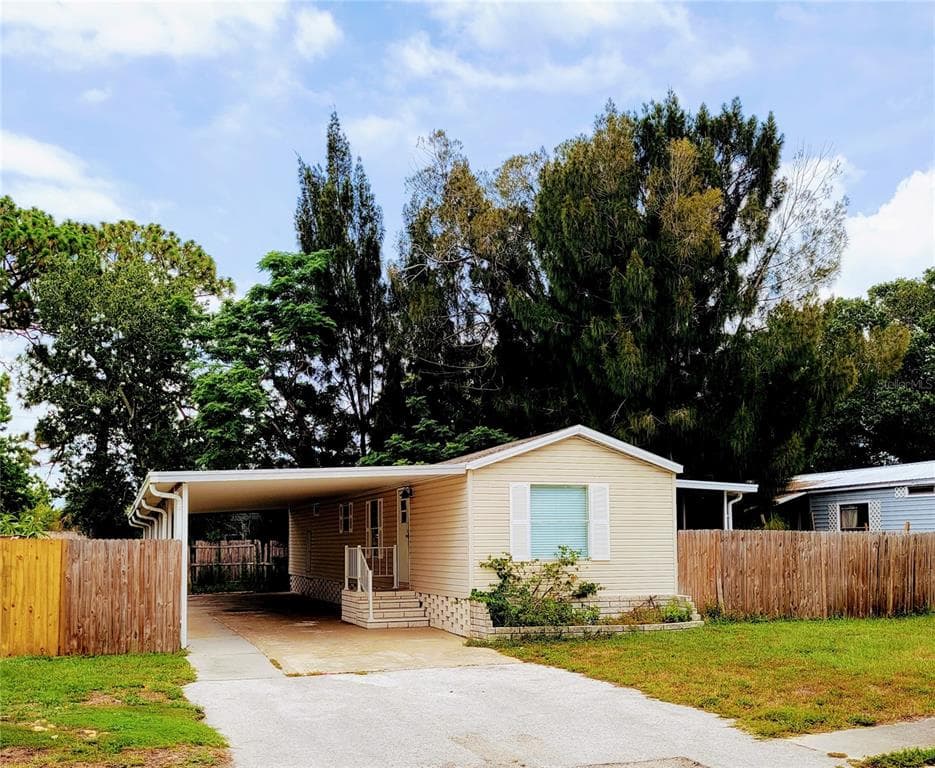 6067 137TH TERRACE N CLEARWATER, FL 33760