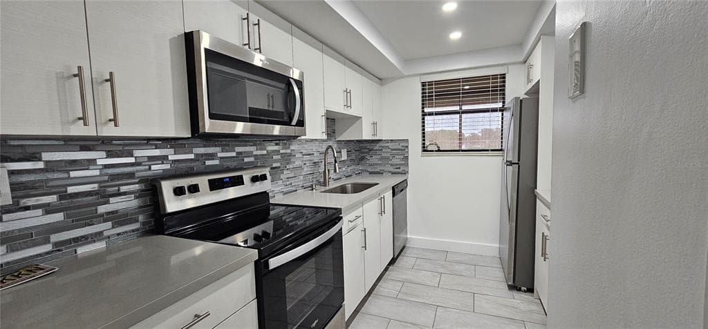 775 N VILLAGE DRIVE N UNIT 209 ST PETERSBURG, FL 33716