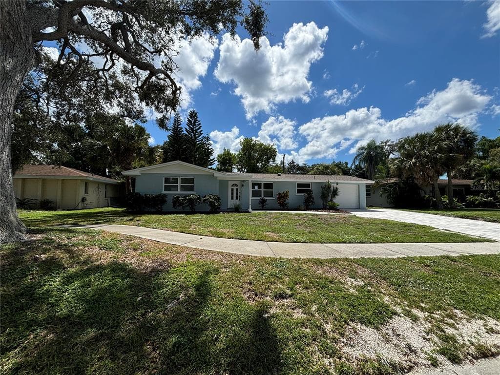 3020 BISPHAM ROAD SARASOTA, FL 34231