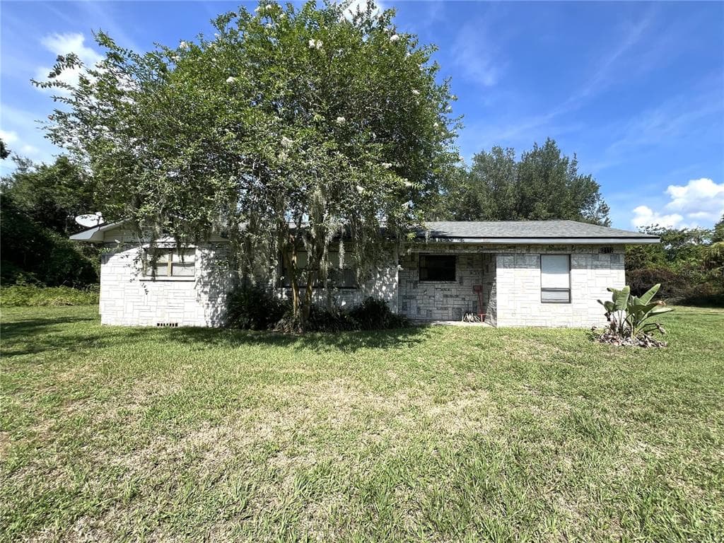 2112 CLEMONS ROAD PLANT CITY, FL 33566