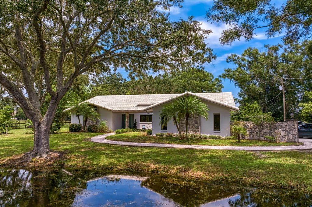 11603 INNFIELDS DRIVE