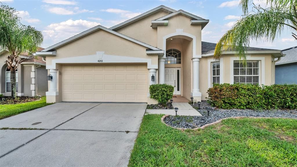 4201 BRANCHSIDE LANE WESLEY CHAPEL, FL 33543
