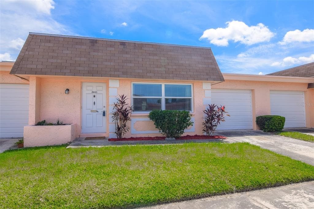 8465 68TH WAY N UNIT 23 PINELLAS PARK, FL 33781