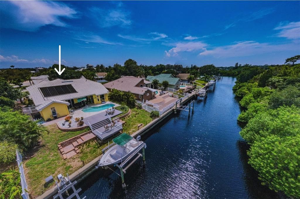 1110 MARINA DRIVE TARPON SPRINGS, FL 34689