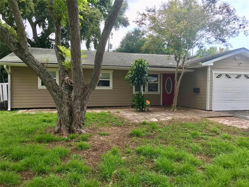 1720 26TH AVENUE N