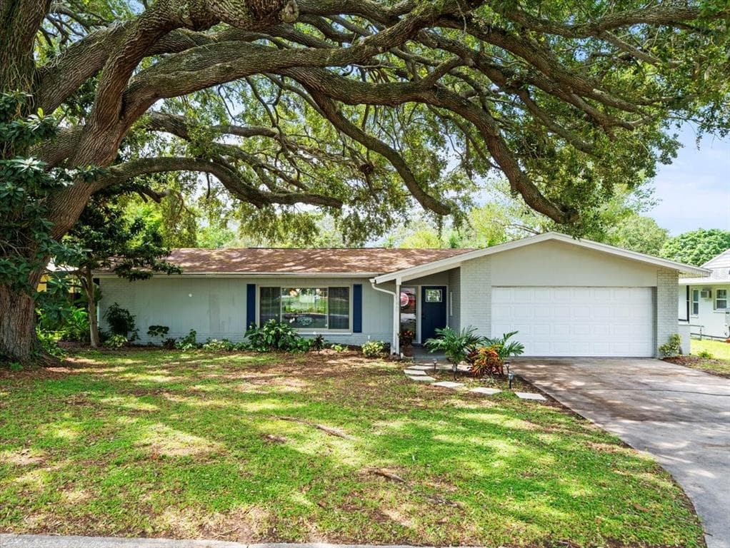 1943 JEFFORDS STREET CLEARWATER, FL 33764