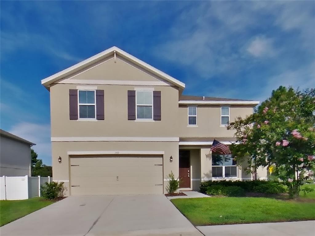 5597 RAYMOND WAY ZEPHYRHILLS, FL 33541