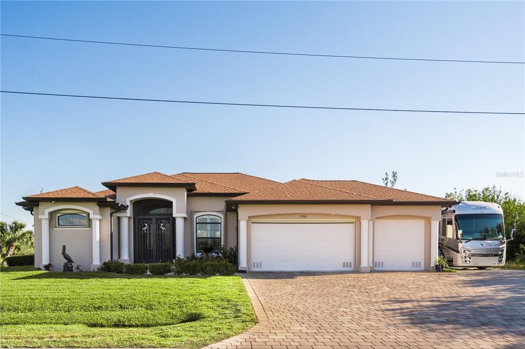 15964 VISCOUNT CIRCLE PORT CHARLOTTE, FL 33981